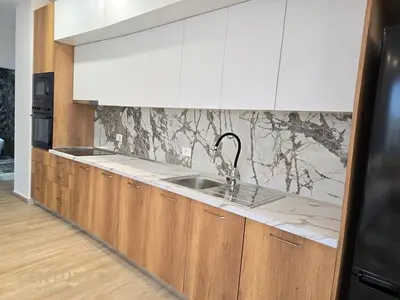Apartament 2+1 me qera në Rruga Riza Cerova, Tiranë, 125 m². Foto 6 nga 10