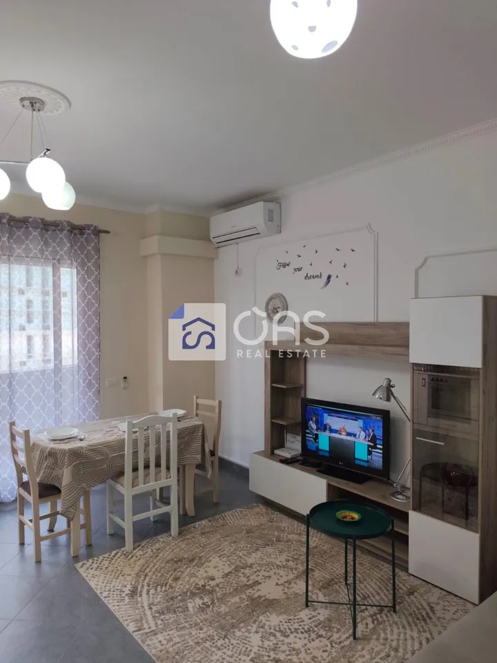 Apartament 1+1 me qera në 21 Dhjetori, Tiranë, 70 m². Foto 1 nga 9