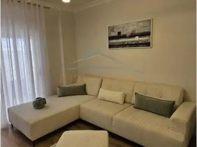 Appartamento 1+1 in vendita a Mali i Robit, Golem, 52 m². Foto 8 di 8