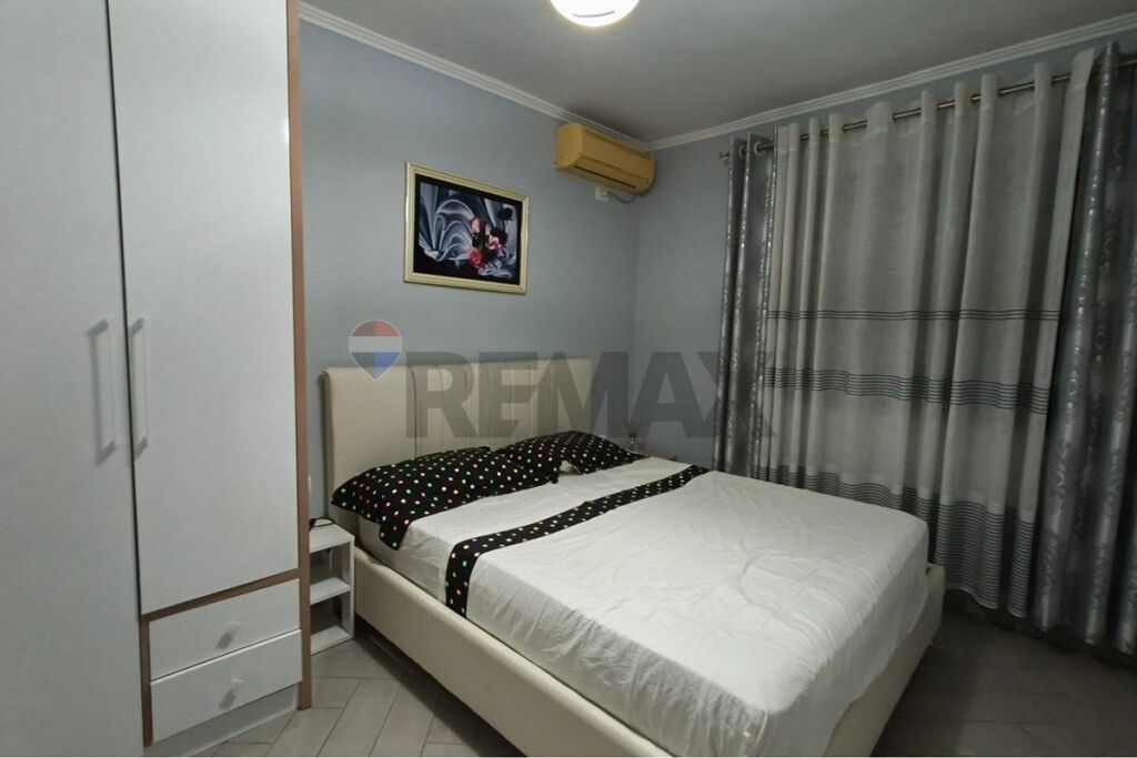Apartment for sale in Rruga Fortuzi, Tirana, 72 m². Photo 3 of 3