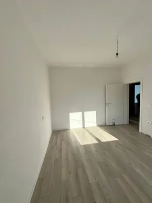 Apartament 2+1 në shitje në Çezma e Ferrës, Durrës, 70 m². Foto 3 nga 7