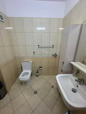 Apartament 2+1 me qera në Astir, Tiranë, 105 m². Foto 8 nga 8