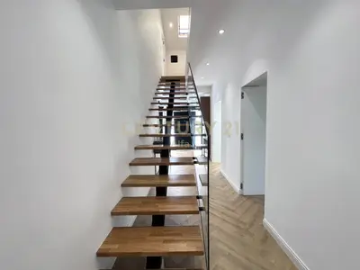 Vilë me qera në Sauk i Vjetër, Tiranë, 240 m². Foto 10 nga 12