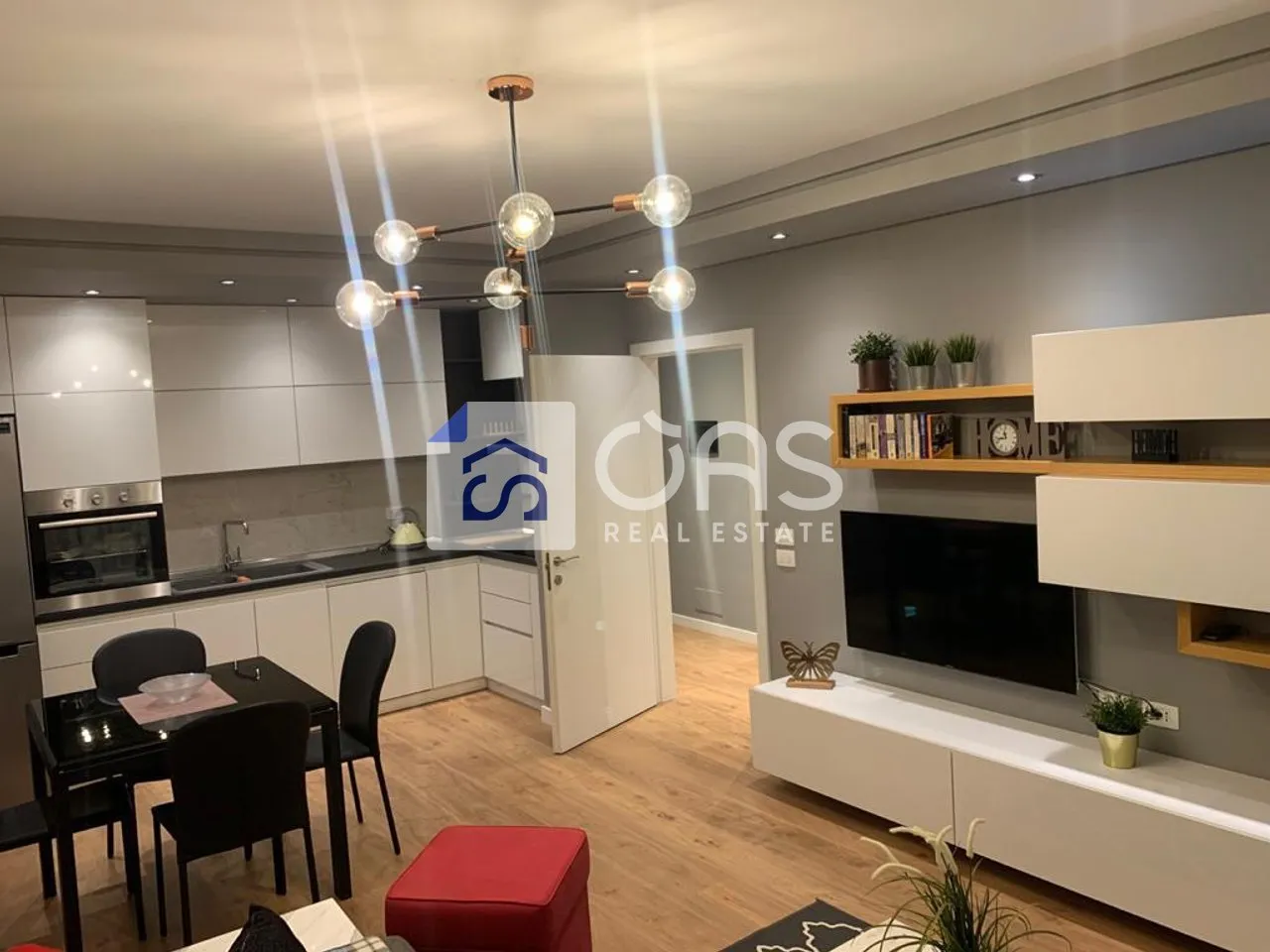 Appartamento 2+1 in affitto a 21 Dhjetori, Tirana, 93 m². Foto 1 di 7