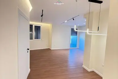Apartament 2+1 në shitje në Materniteti i Ri, Tiranë, 84 m². Foto 3 nga 5