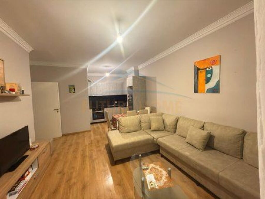 Apartament 1+1 në shitje në Tirane Taxi, Tiranë, 68 m². Foto 1 nga 3