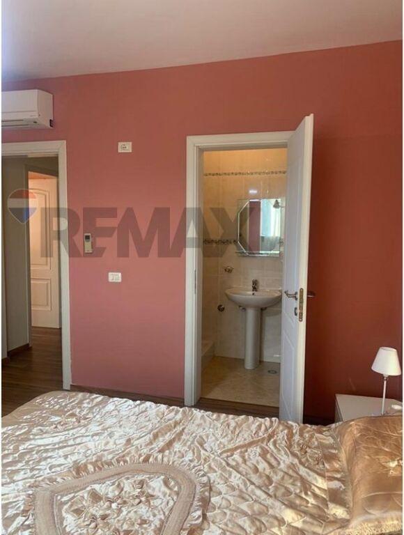 Apartament 2+1 me qera në Rruga Jeronim de Rada, Tiranë, 100 m². Foto 5 nga 9
