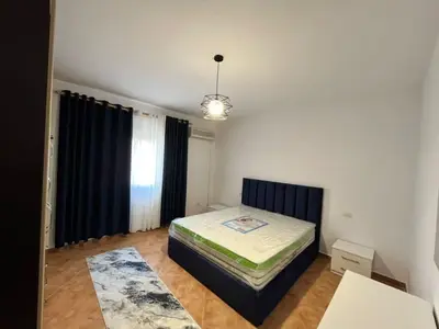 Apartament 2+1 me qera në Rruga Aleksander Goga, Durrës, 90 m². Foto 7 nga 8