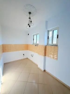 Apartament 3+1 në shitje në Shkozet, Durrës, 188 m². Foto 6 nga 10