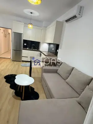 Apartament 1+1 me qera në Ali Demi, Tiranë, 55 m². Foto 2 nga 7