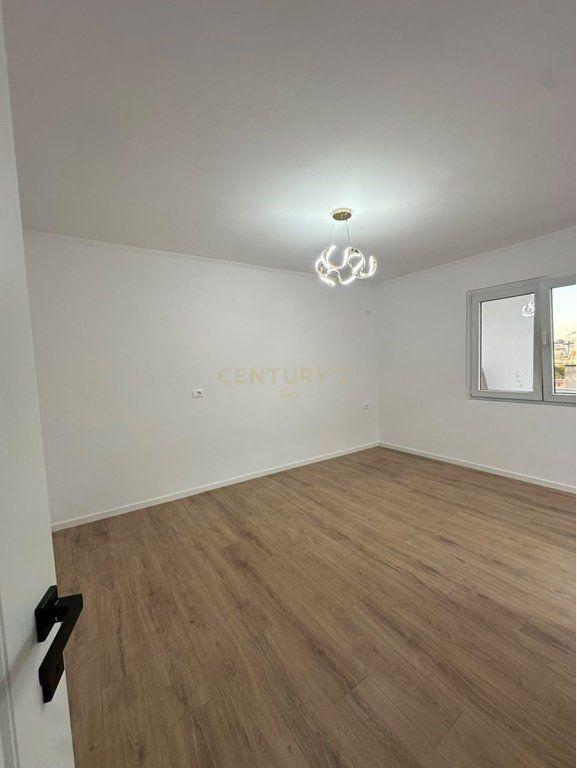 Apartament 1+1 në shitje në Home Tregu Elektrik, Tiranë, 63 m²