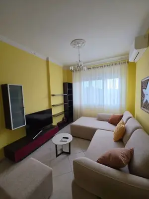 Apartament 1+1 me qera në Unaza e Re, Tiranë, 60 m². Foto 3 nga 12