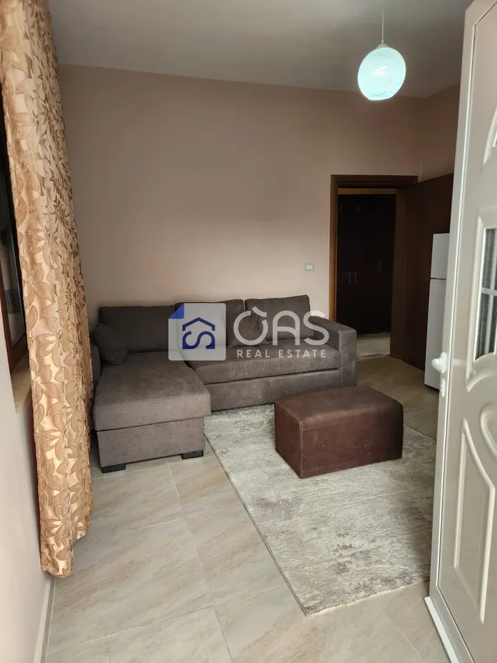 Apartament 1+1 me qera në Square 21, Tiranë, 55 m². Foto 1 nga 9
