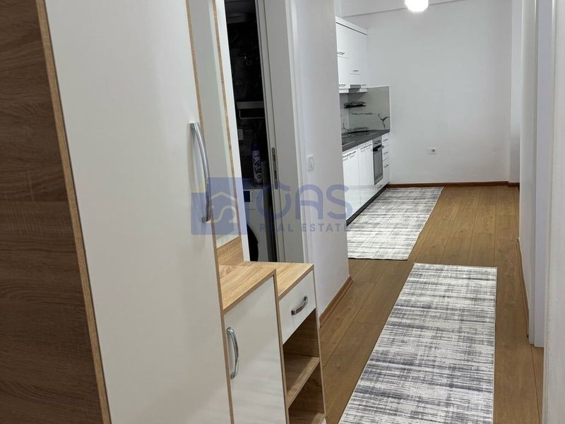Appartamento 2+1 in affitto a Ish Parku i autobuzave, Tirana, 80 m²
