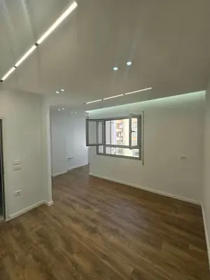 Apartament 1+1 në shitje në 21 Dhjetori, Tiranë, 58 m². Foto 4 nga 12