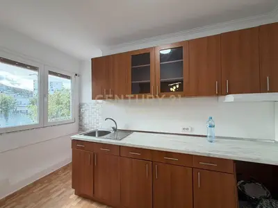 Apartament 1+1 në shitje në Pallati me Shigjeta, Tiranë, 59 m². Foto 5 nga 7