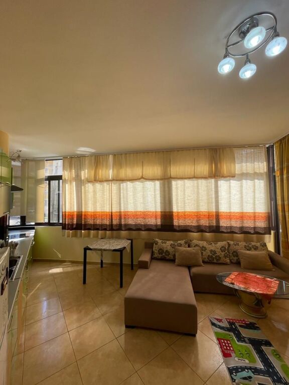 Apartament 1+1 në shitje në Bulevardi Zogu I, Tiranë, 61 m²