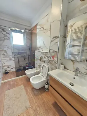 Apartament 2+1 në shitje në Plazh, Durrës, 99 m². Foto 3 nga 12