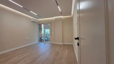 Zyrë me qera në Rruga Themistokli Gërmenji, Tiranë, 114 m². Foto 4 nga 11