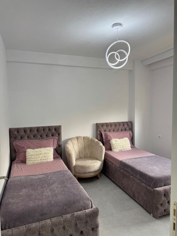 Apartment 2+1 for rent in Kodra e Priftit, Tirana, 118 m². Photo 3 of 3