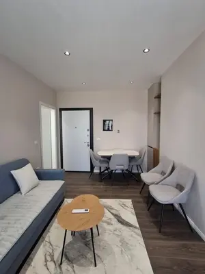 Apartment for rent in Rruga Pelivan Leskaj, Vlorë, 90 m². Photo 8 of 12