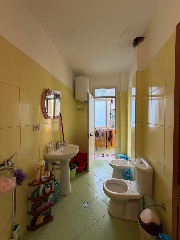Apartament 1+1 në shitje në Rruga Lef Sallata, Vlorë, 70 m². Foto 6 nga 7