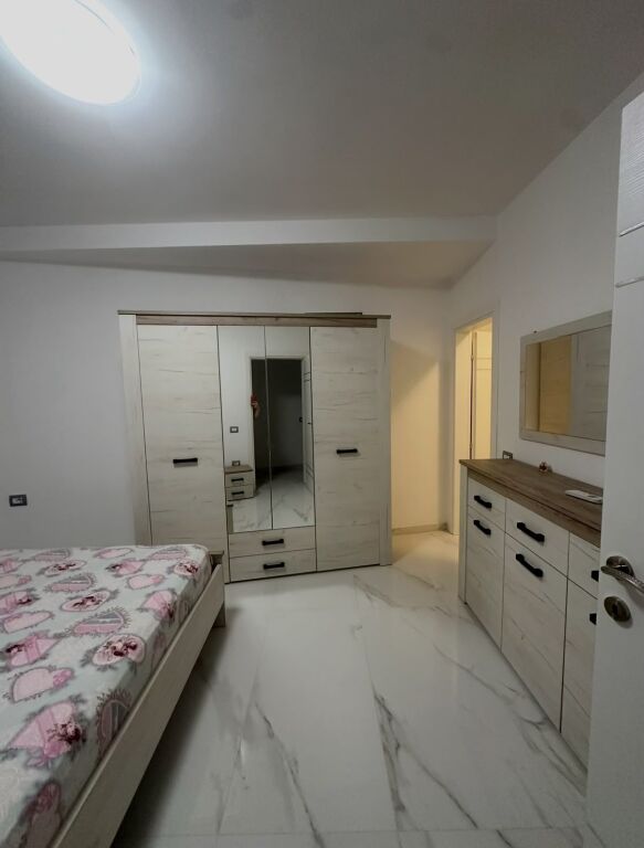 Apartment 2+1 for rent in Liqeni i Thatë, Tirana, 120 m². Photo 3 of 3