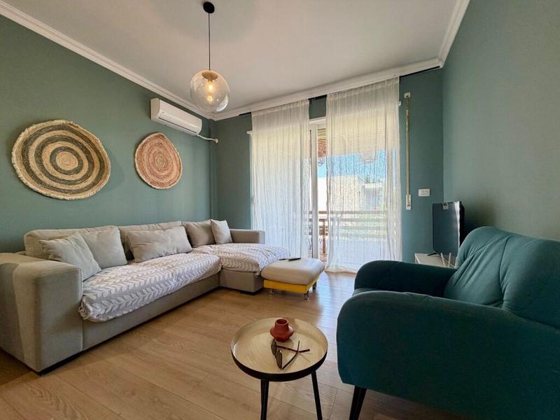 Apartament 2+1 në shitje në Gjiri i Lalëzit, Durrës, 75 m²