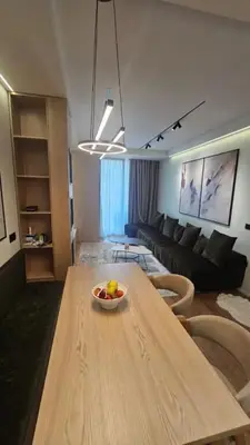 Apartament 1+1 me qera në Rruga Fortuzi, Tiranë, 72 m². Foto 3 nga 5