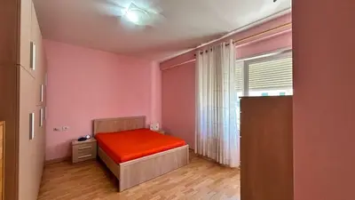 Apartament 1+1 me qera në Pazari i Ri, Tiranë, 68 m². Foto 5 nga 10