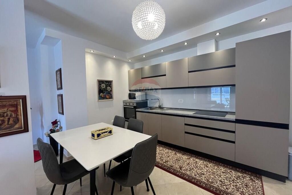Appartamento in affitto a Selvia, Tirana, 112 m². Foto 1 di 3