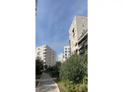 Ambient biznesi në shitje në Rruga Frosina Plaku, Tiranë, 151 m². Foto 2 nga 3