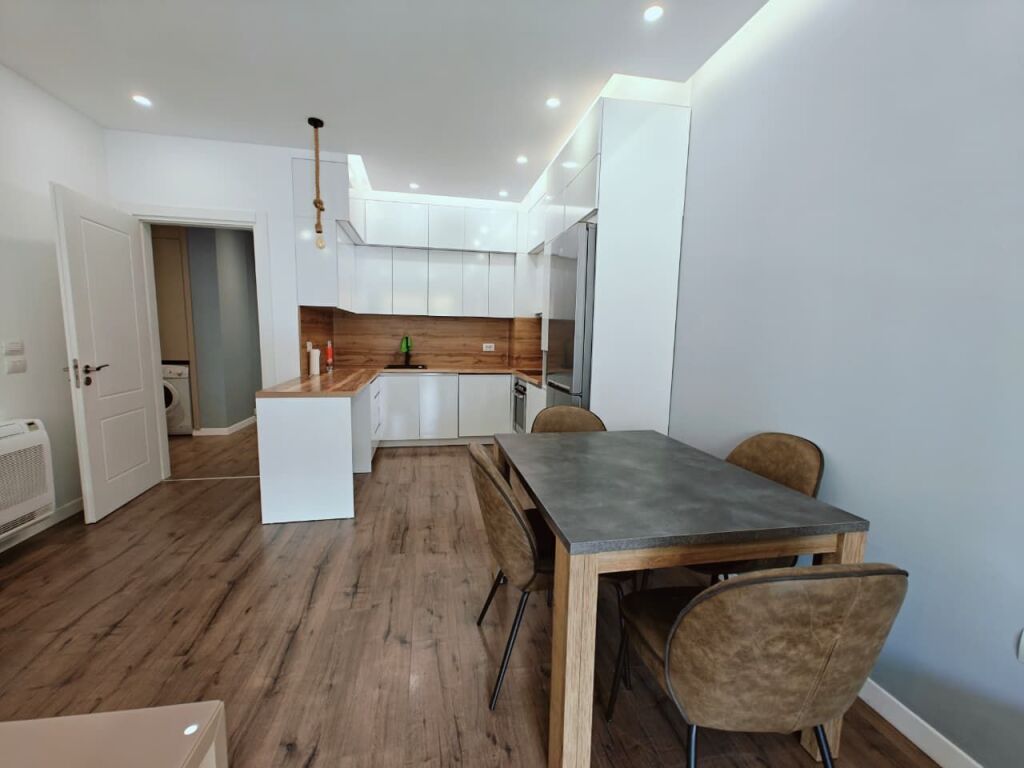 Apartment for rent in Kinostudio, Tirana, 89 m². Photo 2 of 3