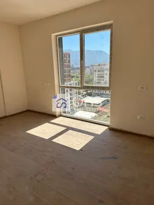 Apartament 2+1 në shitje në Ish Fusha e Aviacionit, Tiranë, 118 m². Foto 8 nga 12