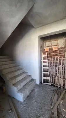 Vilë 2+1 në shitje në Rruga Mis Durhan, Vlorë, 500 m². Foto 7 nga 12