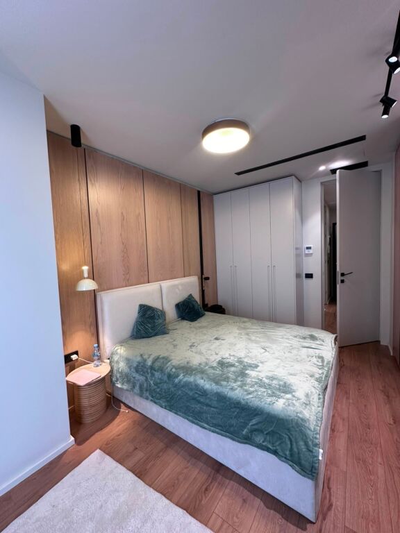 Appartamento 1+1 in affitto a Rruga Mine Peza, Tirana, 85 m². Foto 2 di 3