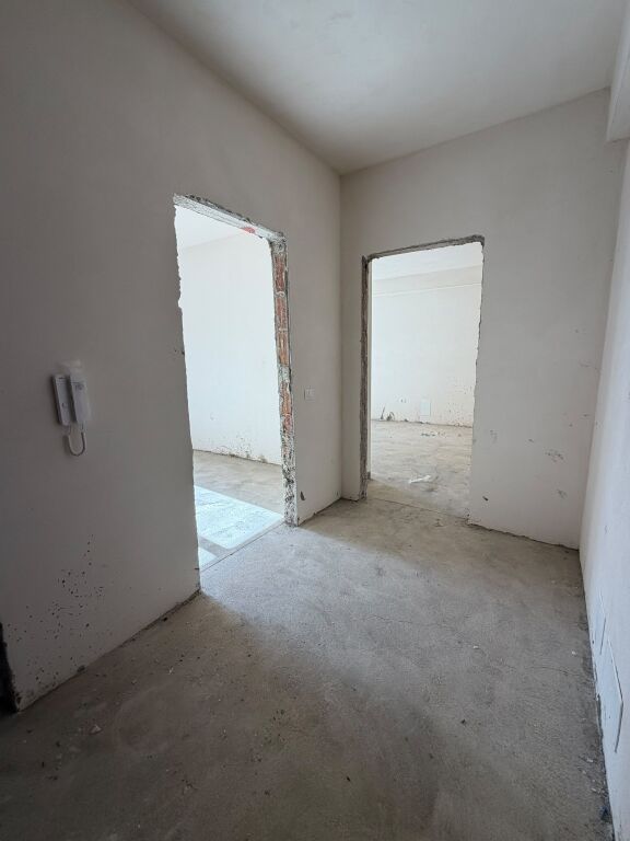 Apartment 2+1 for sale in Astir, Tirana, 100 m². Photo 3 of 3