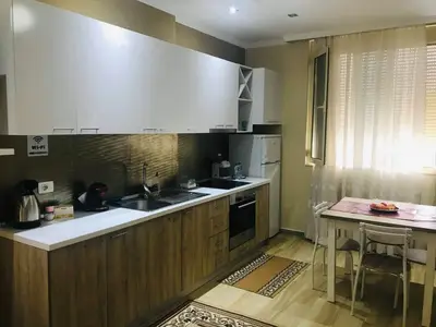 Appartamento 2+1 in affitto a Shopi Residence 1, Elbasan, 140 m². Foto 6 di 10