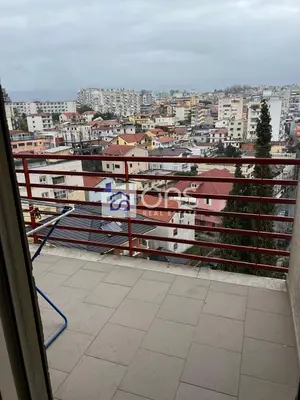 Apartament 2+1 me qera në Rruga e Elbasanit, Tiranë, 102 m². Foto 3 nga 7
