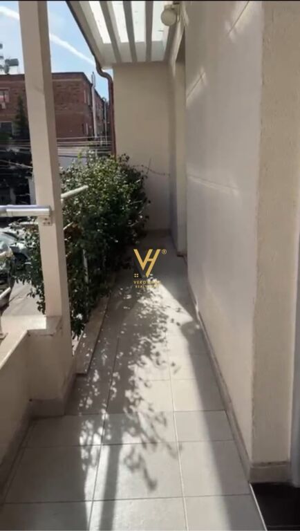 Ambient biznesi me qera në Blloku, Tiranë, 105 m². Foto 2 nga 3