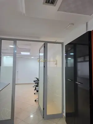 Ufficio in affitto a Bulevardi Deshmoret e Kombit, Tirana, 93 m². Foto 5 di 5