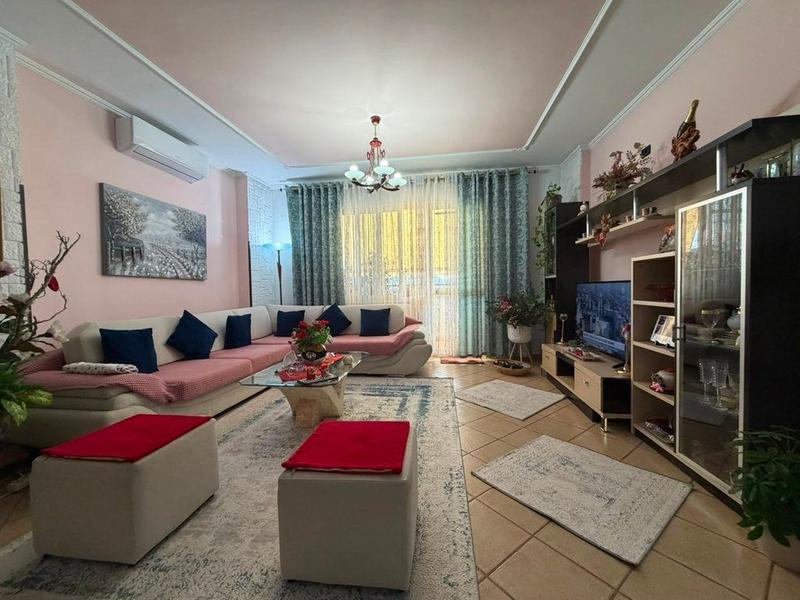Appartamento 3+1 in vendita a Rruga Sami Frashëri, Tirana, 137 m²