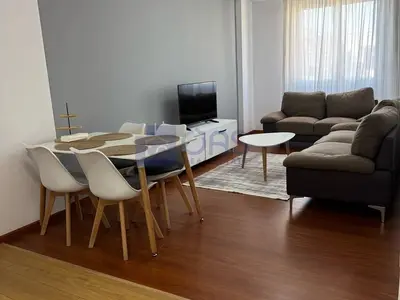 Apartament 2+1 me qera në Ish Parku i autobuzave, Tiranë, 80 m². Foto 5 nga 9