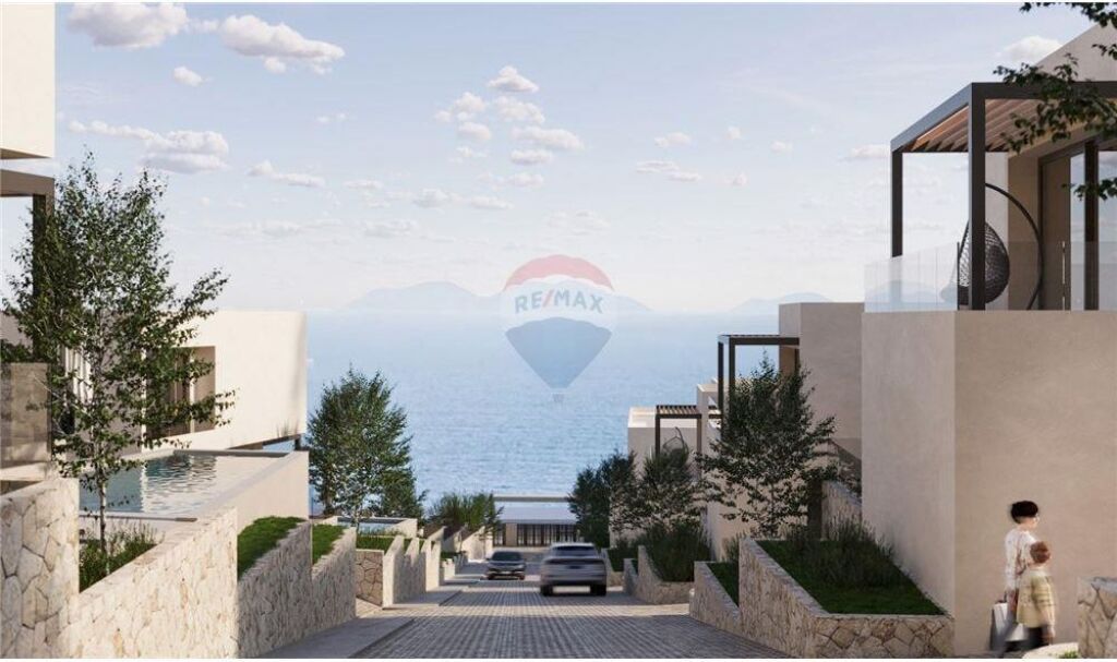 Villa for sale in Uji i Ftohtë, Vlorë, 393 m². Photo 2 of 3