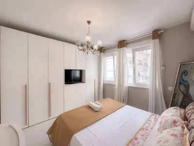 Apartament 2+1 në shitje në Pizzeria Pavarotti, Tiranë, 105 m². Foto 8 nga 12