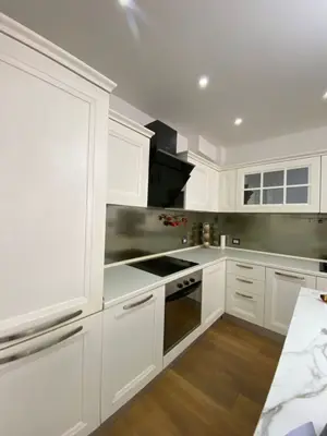 Apartament 3+1 në shitje në Ish-URT, Durrës, 94 m². Foto 3 nga 12