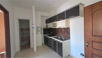 Ambient biznesi në shitje në Rruga Fiqirete Musta, Vlorë, 920 m². Foto 10 nga 12