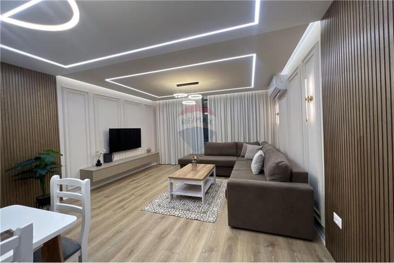 Duplex 2+1 for rent in Sheshi Skënderbej, Shkodër, 93 m². Photo 1 of 6