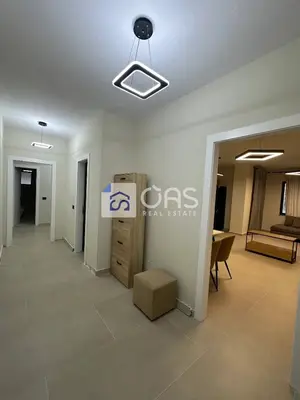 Apartament 2+1 me qera në Komuna e Parisit, Tiranë, 100 m². Foto 2 nga 5