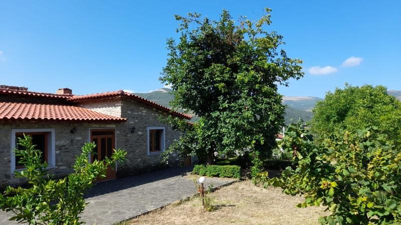 Shtëpi private në shitje në Poliçan, Berat, 3 000 m². Foto 4 nga 5